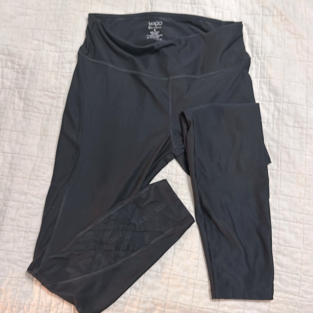 Bundle 5/$15 or $5 sept. Yogo tights with mesh detail on calf.